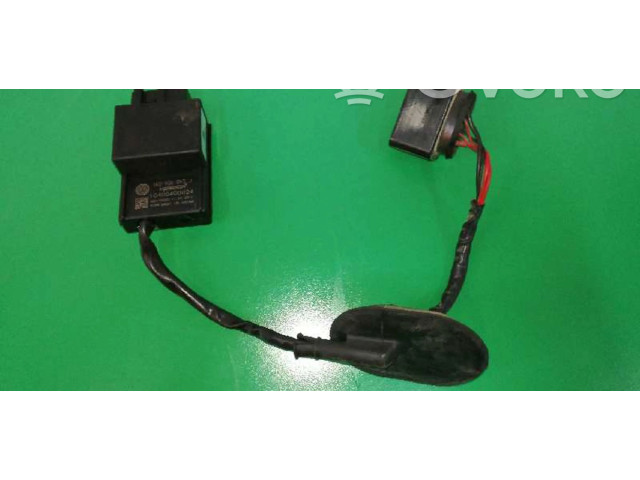 Блок предохранителей Audi A1  2018 -  года 1K0906093J      