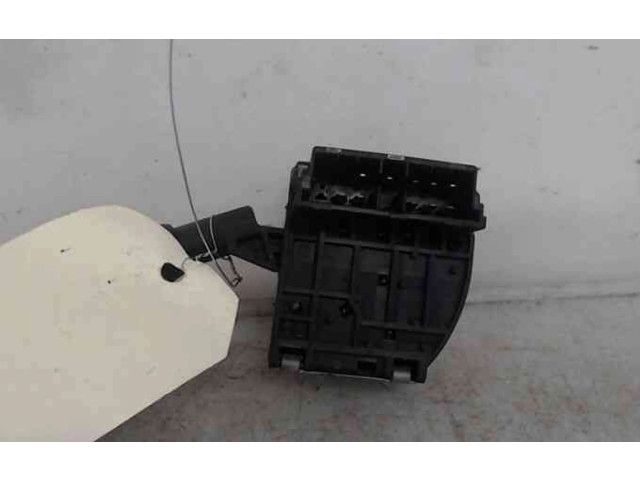 Ручка стеклоочистителей 7700838984, 7700838984   Renault Clio I