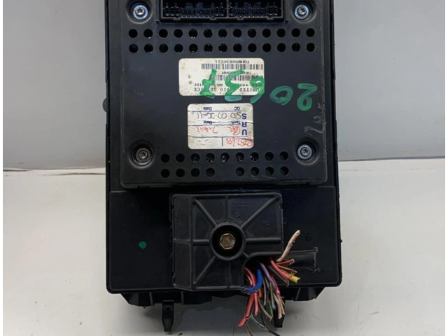 Блок предохранителей 8004480944   Jeep Grand Cherokee (WJ)    