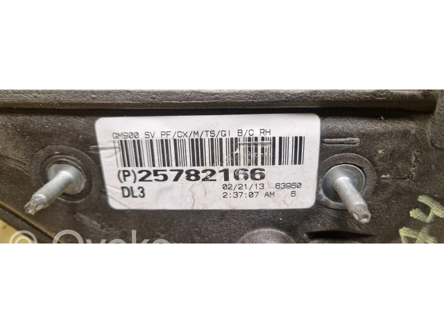 Зеркало электрическое     правое   Chevrolet Suburban     