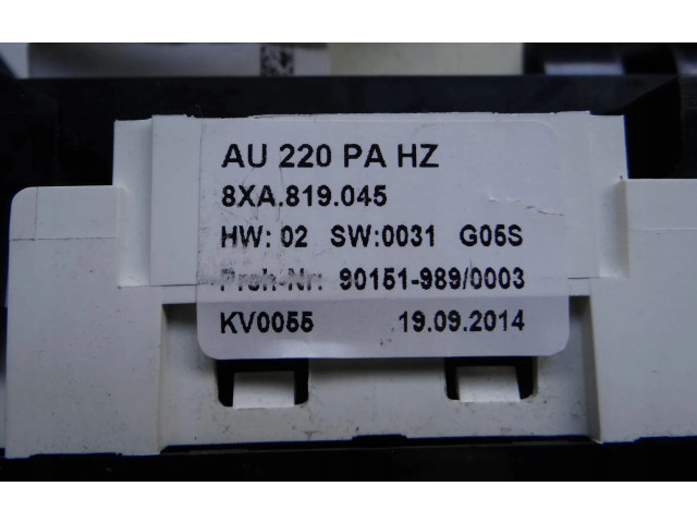 Блок управления климат-контролем 8XA819045   Audi A1
