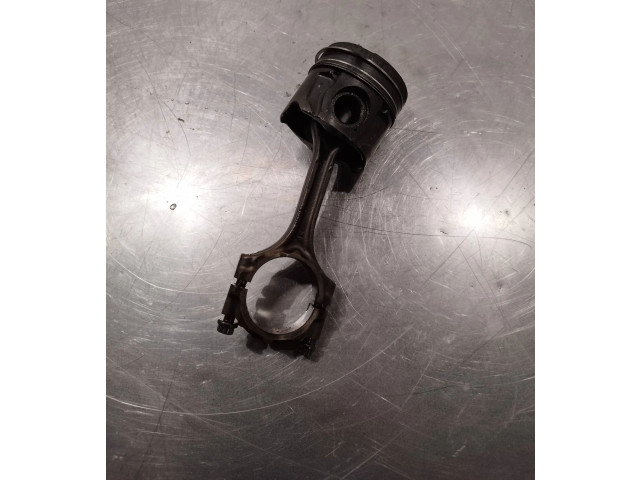 Píst Toyota Verso-S