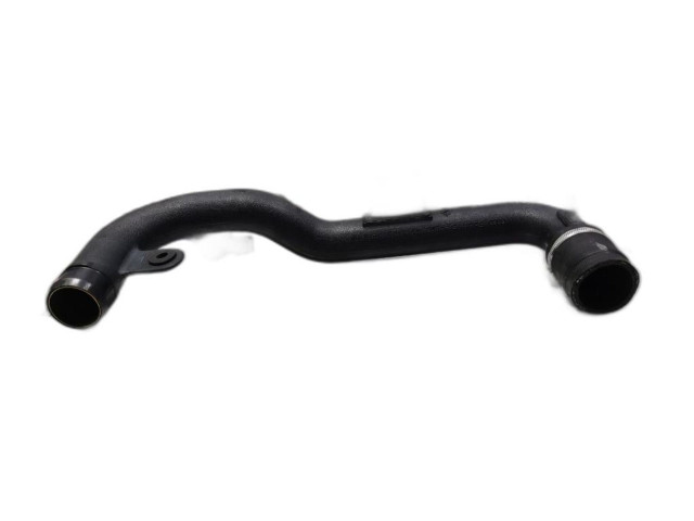 Интеркулер  8D0145840M   Volkswagen PASSAT B2 