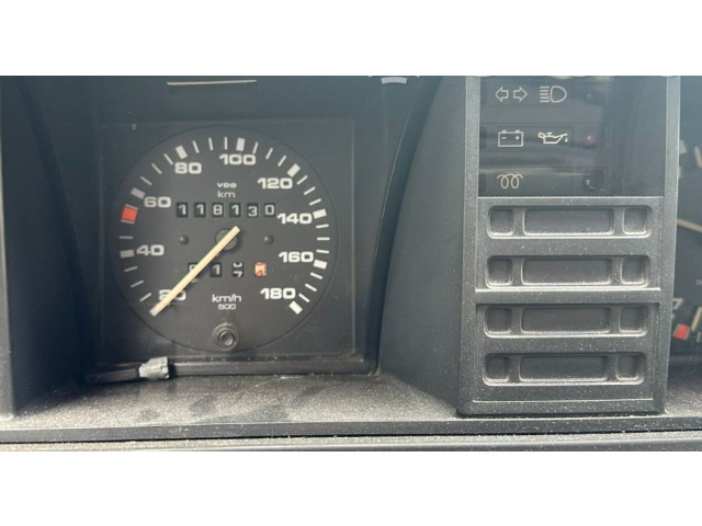 Přístrojová deska Volkswagen Transporter - Caravelle T3 1988