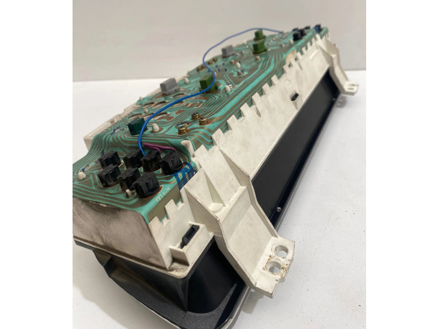 Панель приборов 3045050599, A080293   Mazda 626       