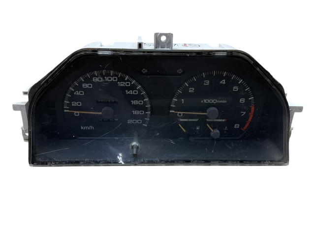 Přístrojová deska Mitsubishi Lancer 1997 MB680657, 738080