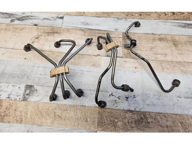 Топливная рампа    Volvo XC90  