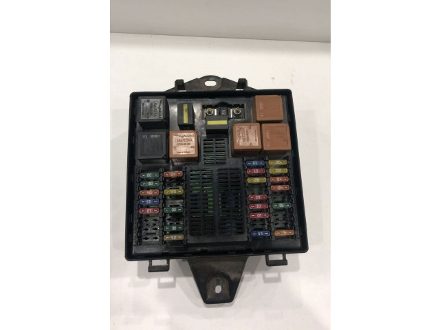 Блок предохранителей Jaguar XJ X350