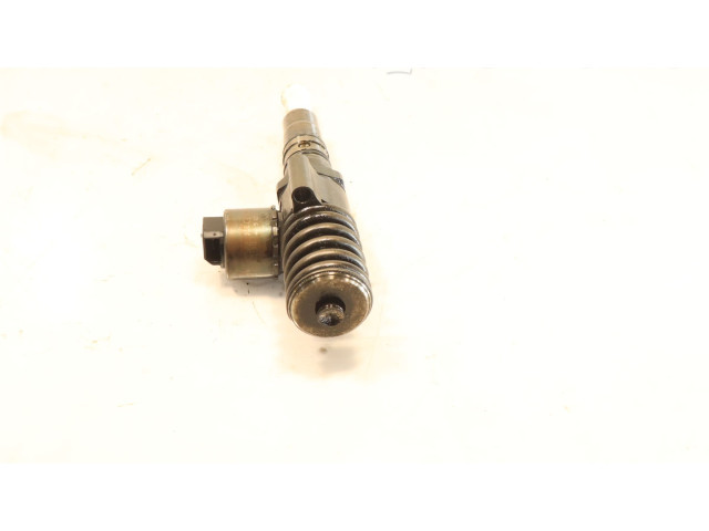 Форсунка     Audi A3 S3 8P   