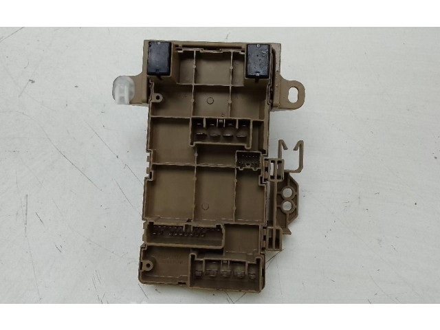 Блок предохранителей 82201FJ211   Subaru XV II