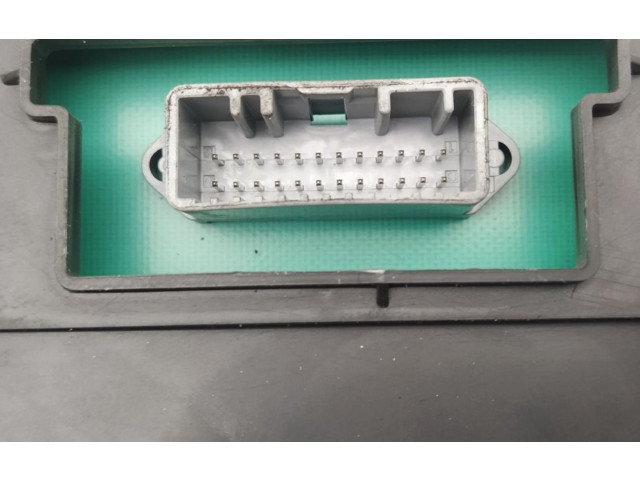 Спидометр (приборный щиток) 8200761861N Renault Clio III