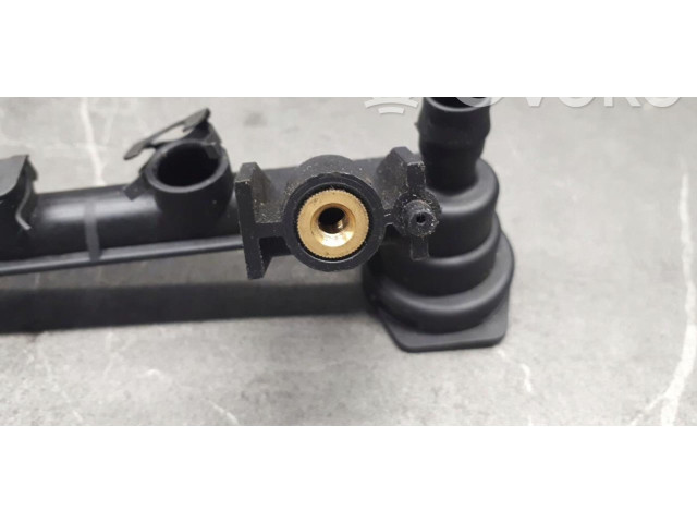 Топливная рампа 7700109066 Renault Scenic I