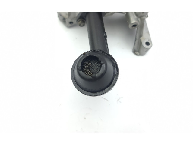 Масляный насос   03L115105C  Volkswagen PASSAT B6 