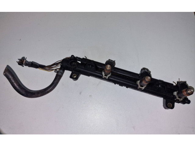 Топливная рампа 036133320 Volkswagen Golf VI