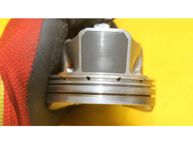 Píst 06LD Audi A5 8T 8F