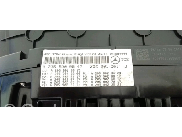Přístrojová deska Mercedes-Benz C W205 2018 2059000942