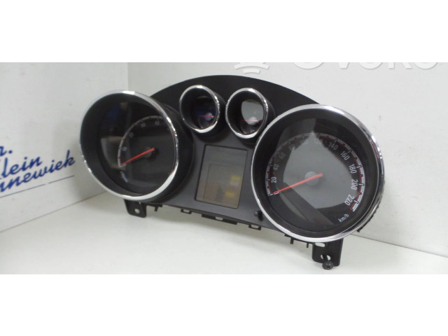 Панель приборов 13346172   Opel Meriva B       