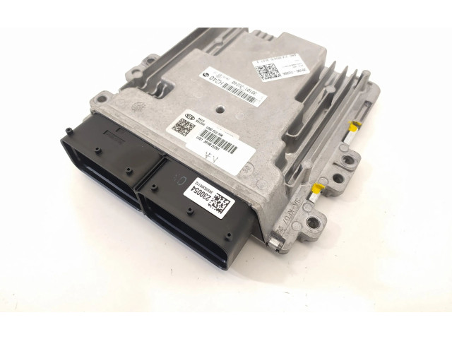 Блок управления двигателя 391002U206, 391012U240 KIA Ceed