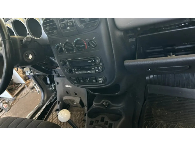 Vstřikovací lišta 04669768, 04669700   Chrysler PT Cruiser  pro benzínový motor 2.0 ECC 