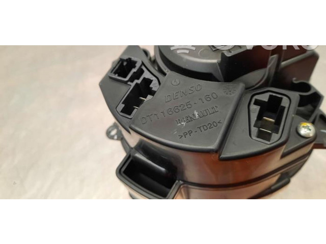 Вентилятор печки    272104788R   Renault Clio V