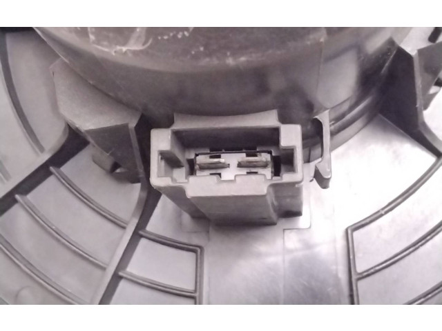 Вентилятор печки    13199307, 0092195   Opel Meriva A