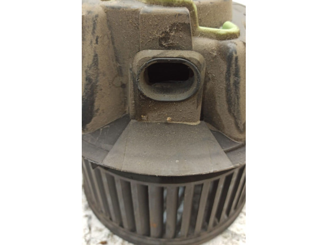 Вентилятор печки       Dacia Logan I