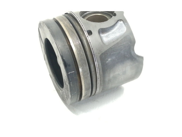 Поршень 224DT C25A32401 Land Rover Freelander 2 - LR2