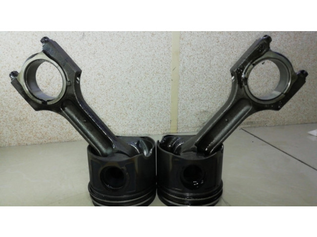 Píst 512A57, 0840C BMW 5 E60 E61 pro naftový motor 2.0 778666