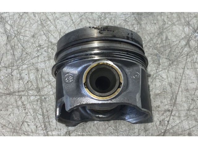 Píst Volkswagen Transporter - Caravelle T5