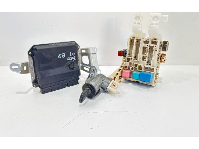 Řídící jednotka 89661-0D310, 82730-52700   Toyota Yaris 1000