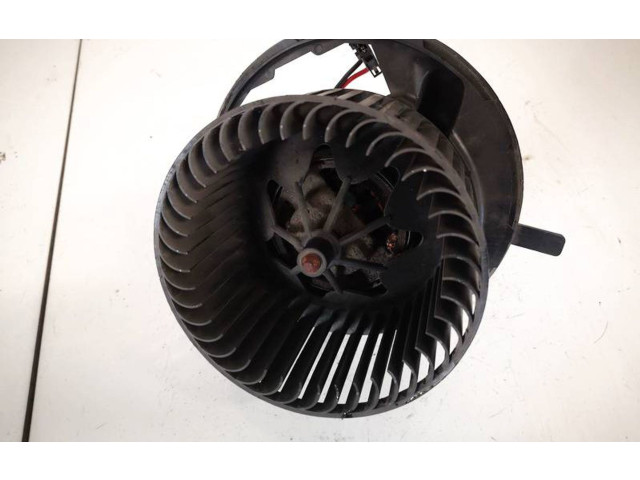 Вентилятор печки    1k1820015l, 1K1820015L   Skoda Octavia Mk2 (1Z)