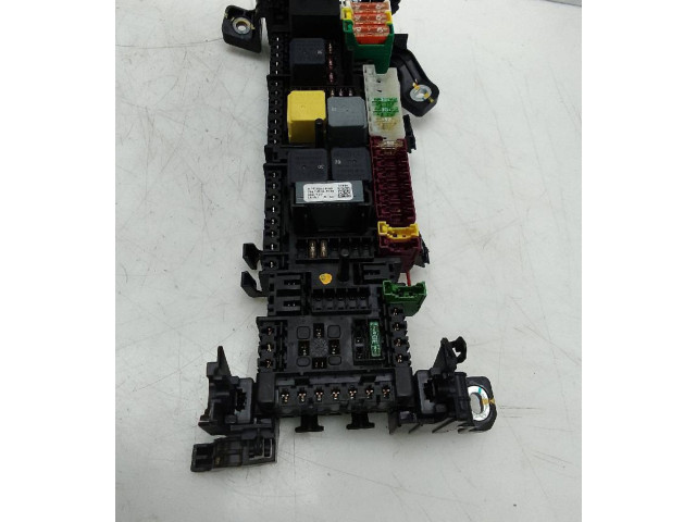   Pojistková skříňka A2465400240   Mercedes-Benz GLA W156 2013