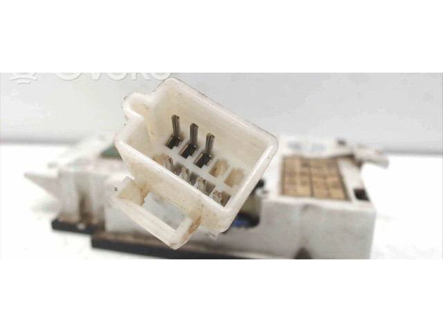 Дисплей    56007277   Jeep Grand Cherokee (WJ)