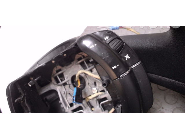 Руль Citroen C4 I 2004 - 2010 года NICHTZUTREFFEND