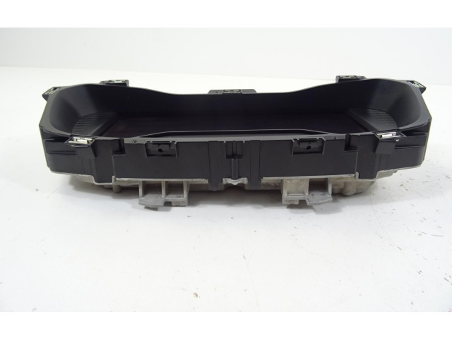 Панель приборов 5E3920770B   Skoda Octavia Mk4       