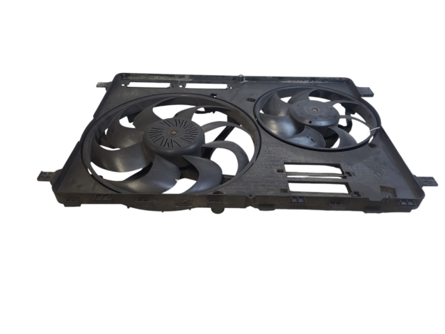 Вентилятор радиатора     31338823, P31338823    Volvo V70 