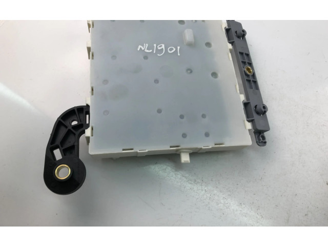 Блок управления 32233798AE Volvo XC90