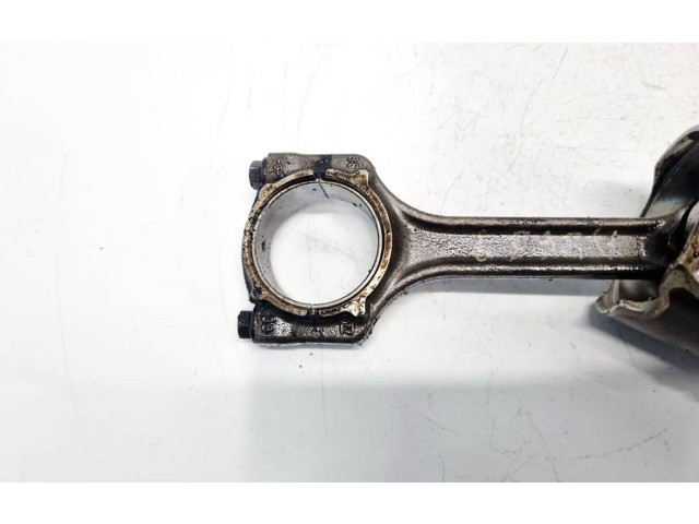  Поршень с шатуном    Fiat Idea  