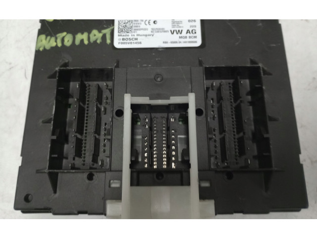 Блок комфорта 5Q0937086Q Skoda Octavia Mk3 (5E)