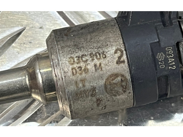 Форсунка 03C906036M Audi A1