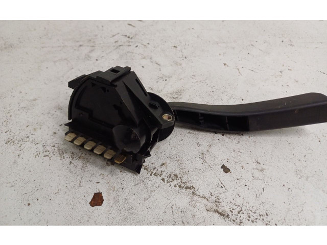 Ручка стеклоочистителей 4692760 Saab 9000 CS