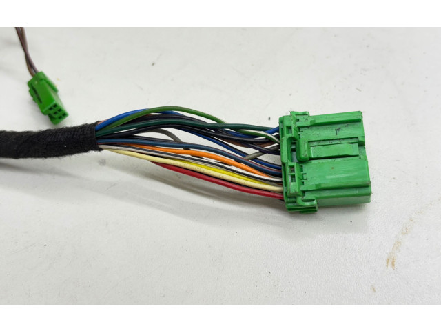 Зеркало электрическое        Volvo V70  2005 - 2008 года   