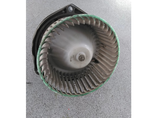 Вентилятор печки       Nissan Prairie