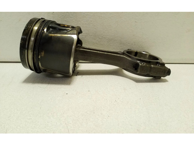 Píst 080340 Nissan X-Trail T32