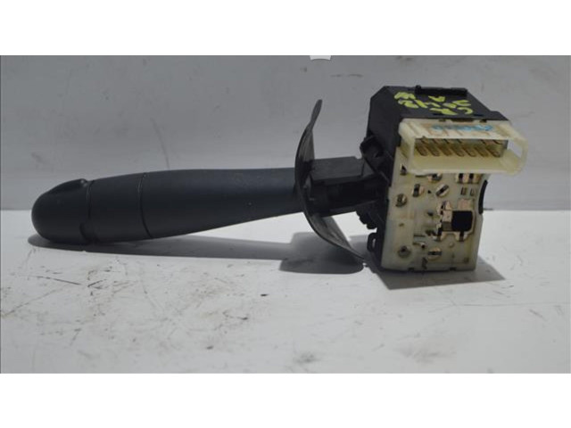 Ручка стеклоочистителей 6164018 Renault Clio I