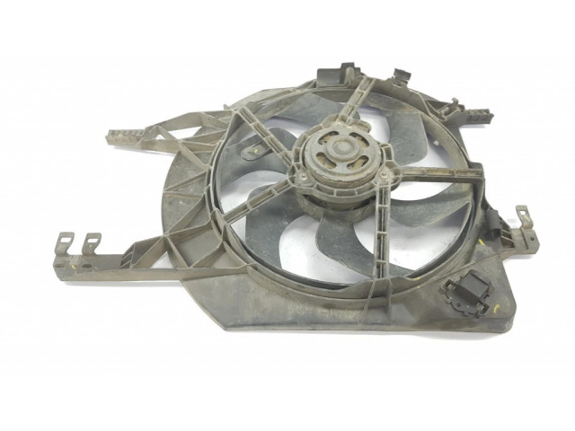 Вентилятор радиатора     7701050191, 7701066103    Renault Trafic I 2.0