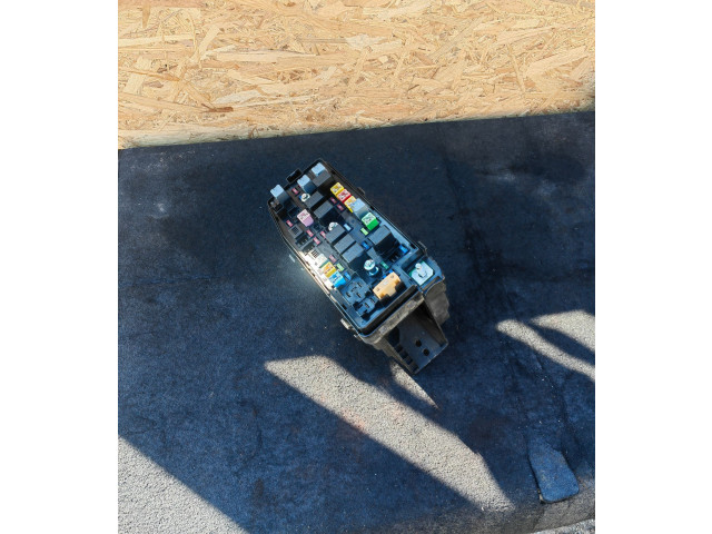 Pojistková skříňka 95202898 Opel Antara 2014