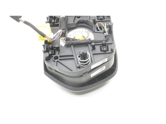 Подушка безопасности водителя 5E3880201S Skoda Octavia Mk4