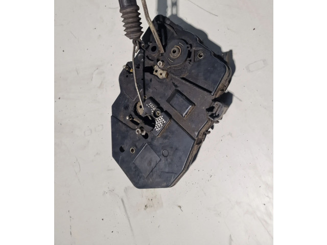 Замок багажника     Volkswagen Transporter - Caravelle T5 2003 - 2015 года