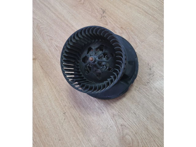 Вентилятор печки Volkswagen Caddy